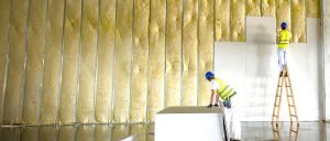 Instalacion de lana mineral para cunmplir con normativa de aislacion acustica de construccion urbana en chile