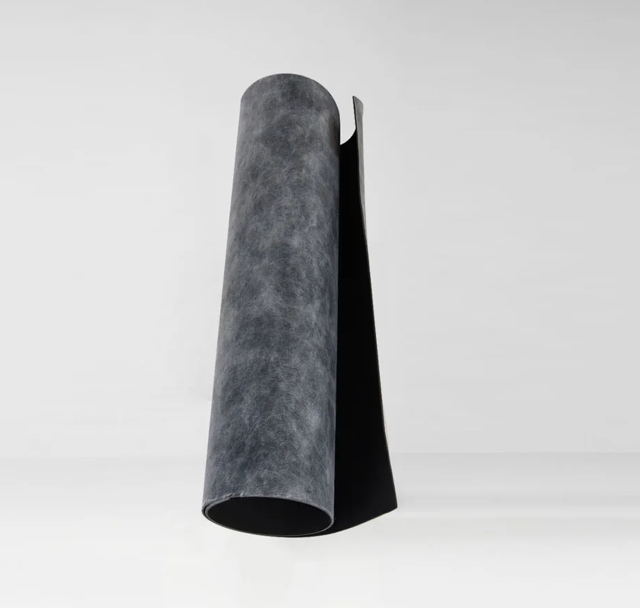 rollo de vinilo cargado en masa